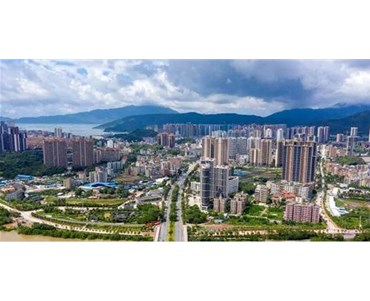 大亞灣區委書記王濱談比學趕超：對標一流 助推大亞灣高質量跨越式發展
